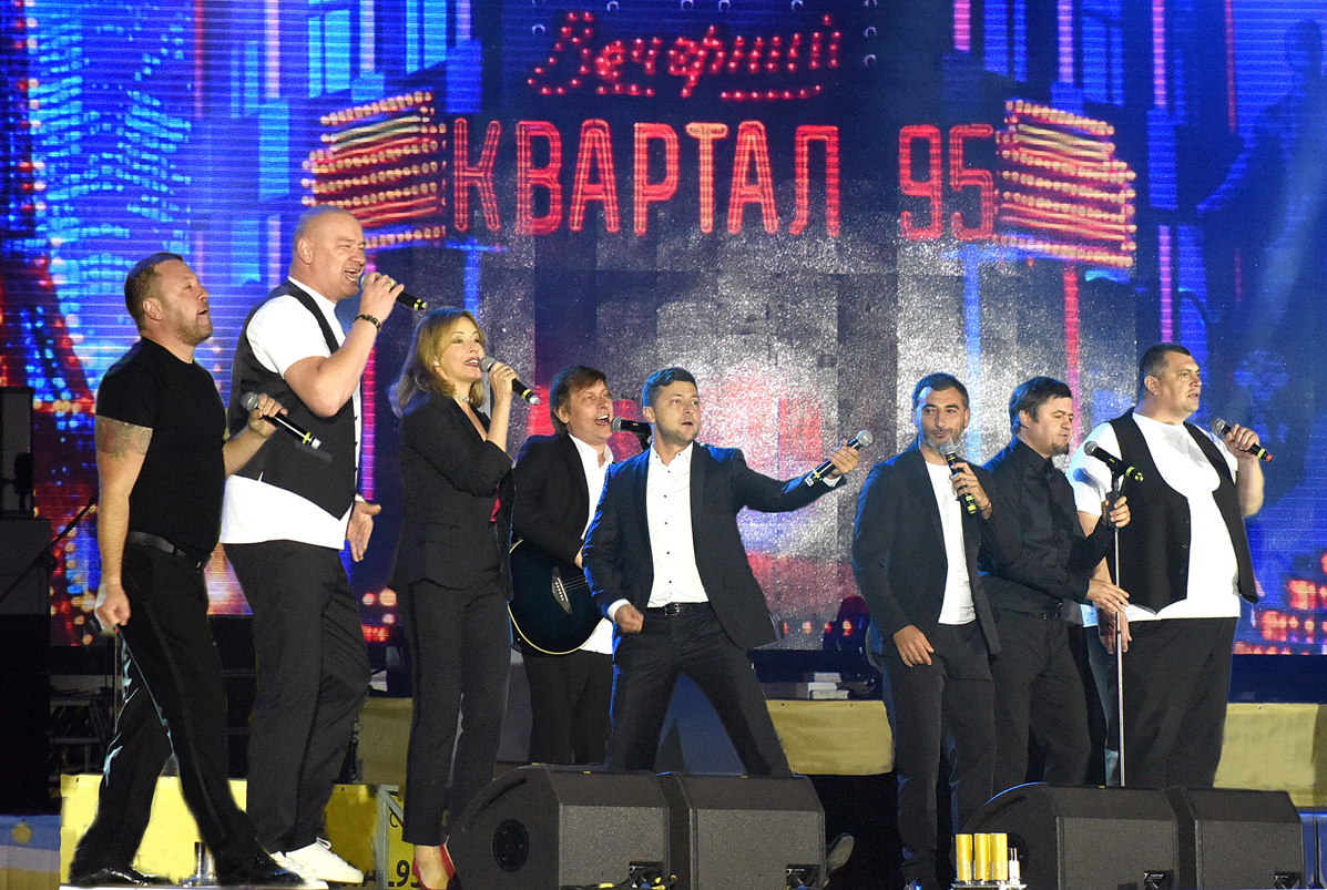 Volodymyr Zelenskyy and Kvartal 95 performance in 2018